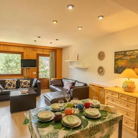 Inmobiliaria - Admite Mascotas * Formigal